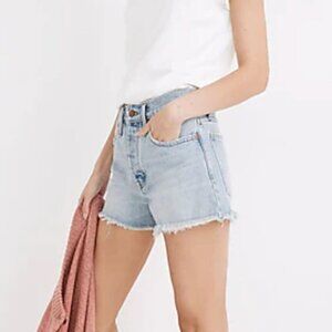Madewell Relaxed denim shorts 25 light blue high rise jean shorts